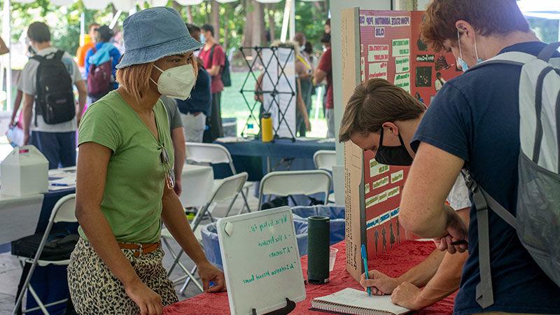 students at the Involvement Fair